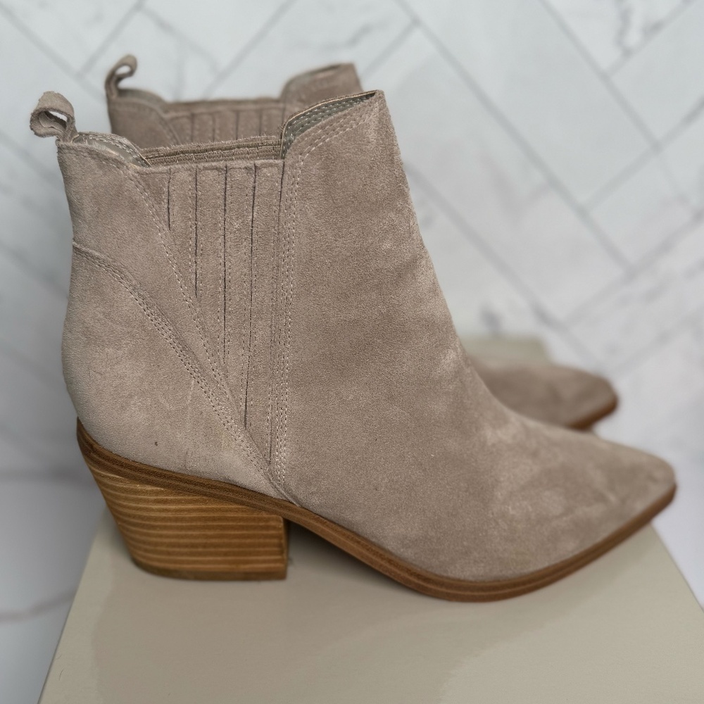 Marc Fisher teona grey bootie size 8.5